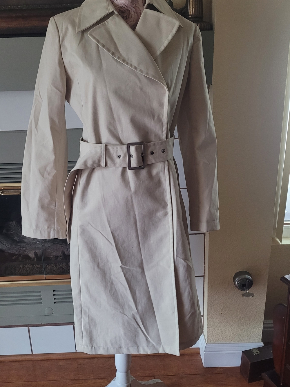 Banana Republic Beige Trench Coat